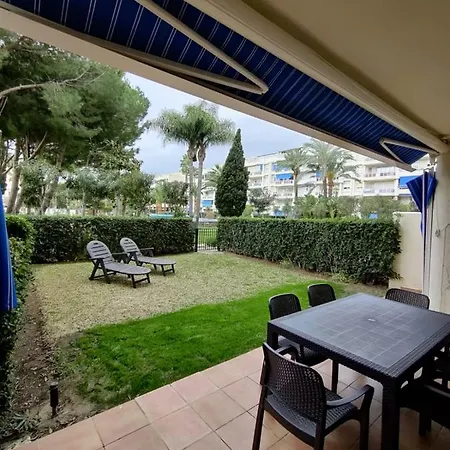 Maravilloso Apartamento En Urb. Costa Lago *